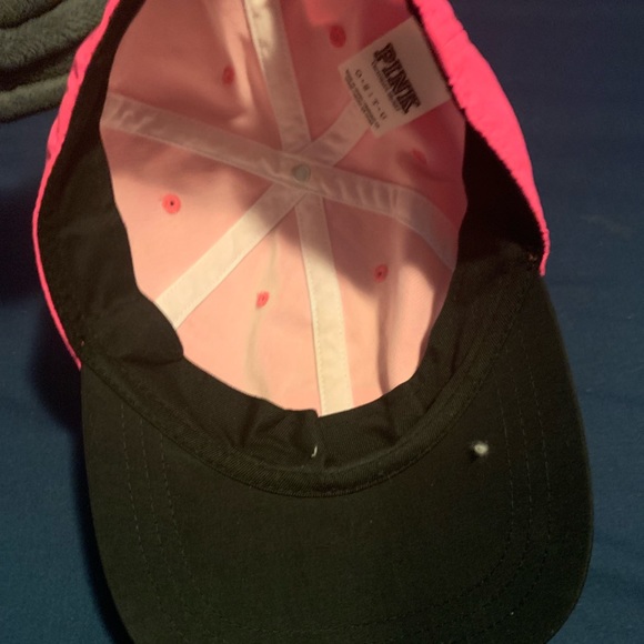 Pink hat - Picture 2 of 3
